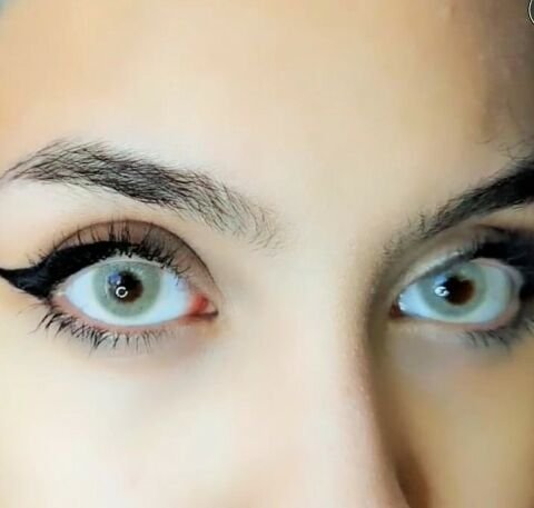 Scarlett Johansson 1 Yıllık Lens Apple
